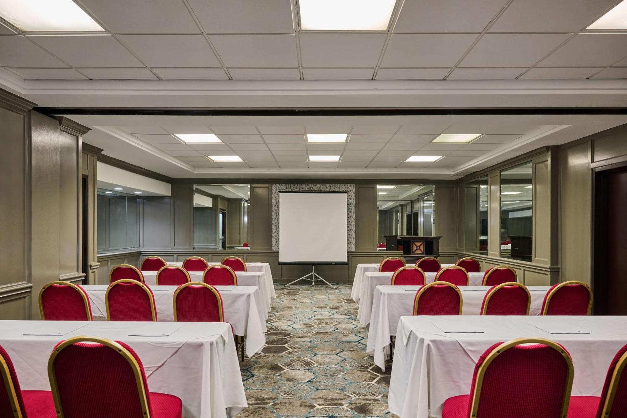 לוס אנג'לס Doubletree By Hilton Chatsworth מראה חיצוני תמונה
