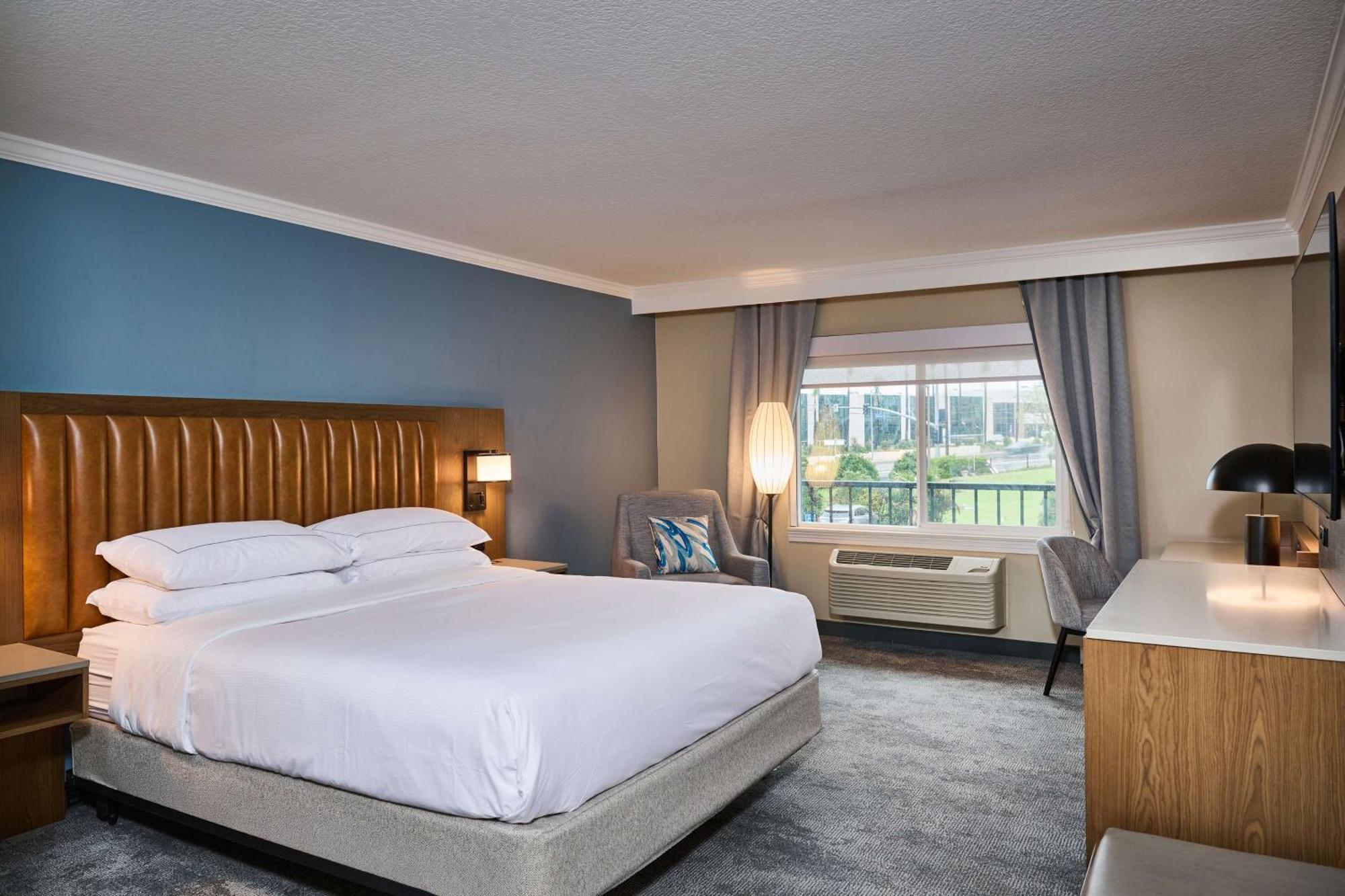 לוס אנג'לס Doubletree By Hilton Chatsworth מראה חיצוני תמונה